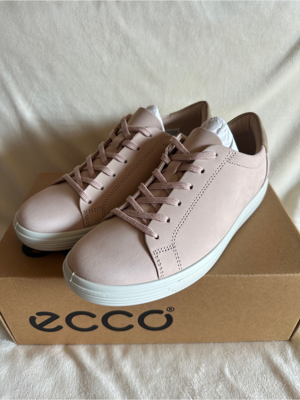 NIB! ECCO 218703 Women's Shoes Classic Sneaker W In Pink Nubuck SZ US7-7.5/ EU38